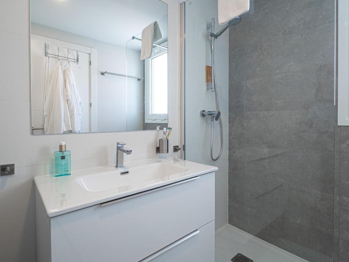 Via Celere 2344 Apartman Casares Kültér fotó